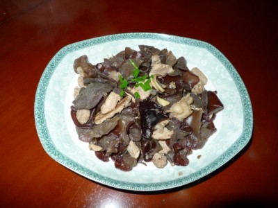 木耳炒肉（2012/6/6）