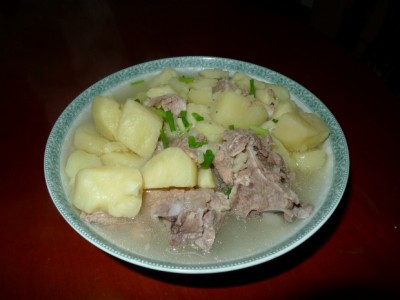 龙骨汤炖土豆（2012/6/6）